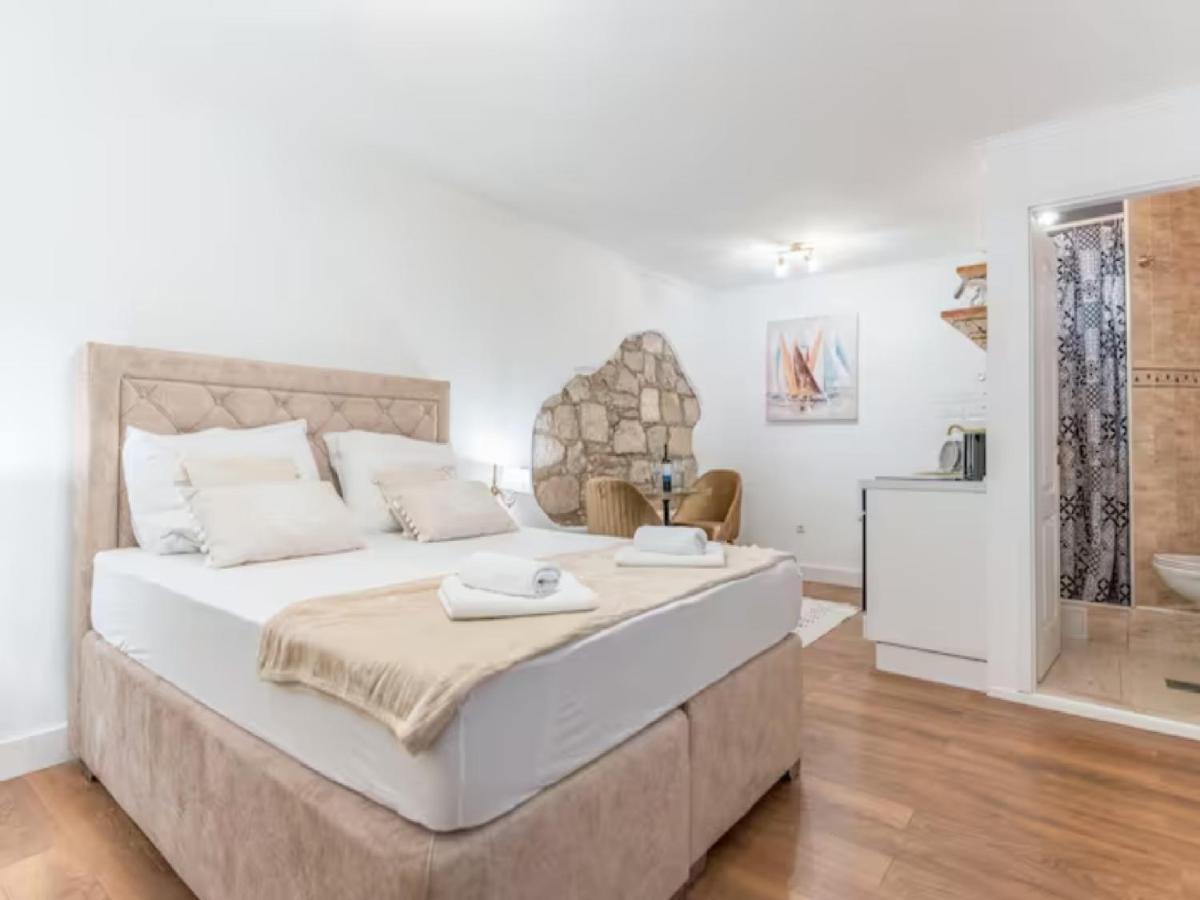 Art Center Apartman *